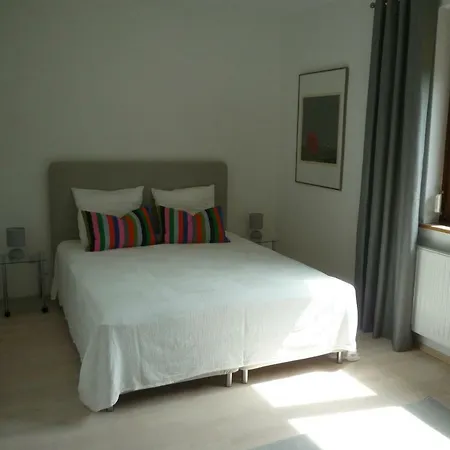 Bellevue: N°2 Apartment *